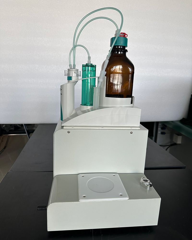 Témoignage total d'acide total de base par titrage potentiométrique